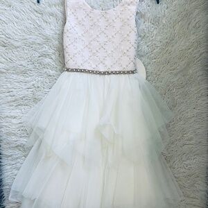 Girls dress